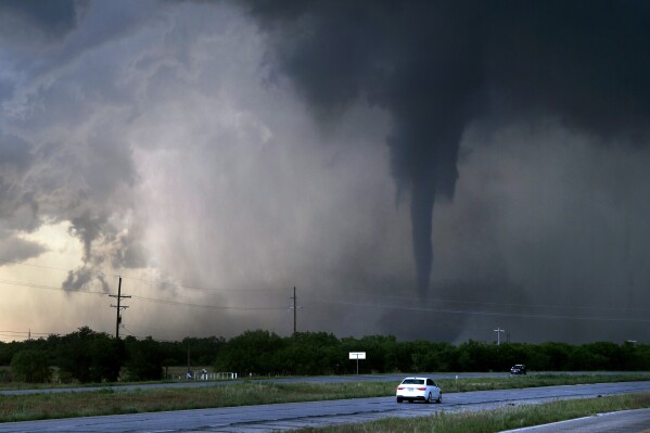 Support Tornado Relief: Aid for Record-Breaking Tornado Season Recovery